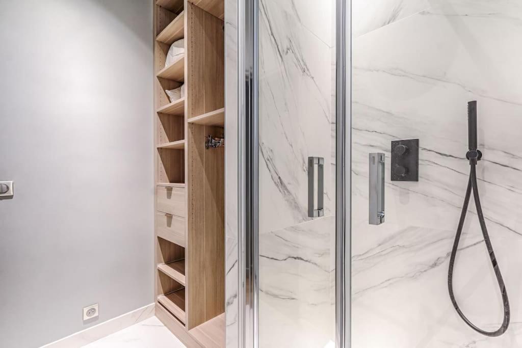 Champs Elysees Marbeuf Magnifique Appartement 4P Париж Экстерьер фото