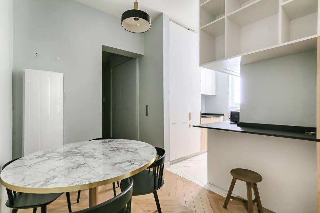Champs Elysees Marbeuf Magnifique Appartement 4P Париж Экстерьер фото